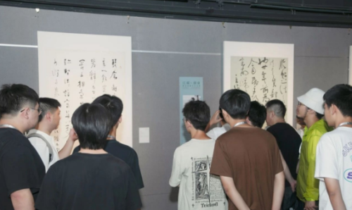 黭Ļײ