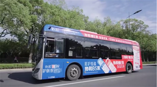 ���ݽ�ͷͻȻ���˺ܶ�"������"���������������ɶ��